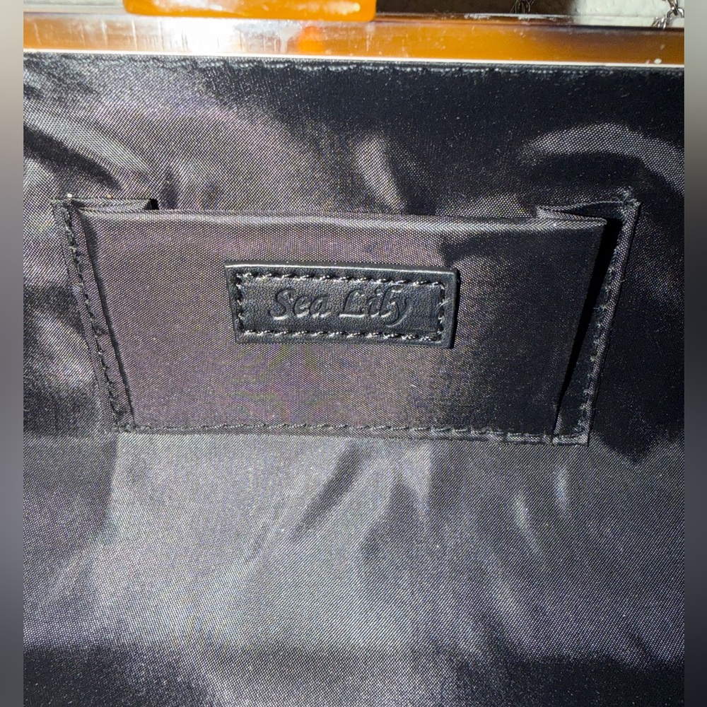 Tortoiseshell Pattern Acrylic Clutch - Women Bags - Picture 4 of 4